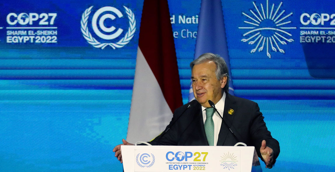 秘书长安东尼奥·古特雷斯在埃及沙姆沙伊赫举行的COP27气候实施峰会开幕式上致辞。