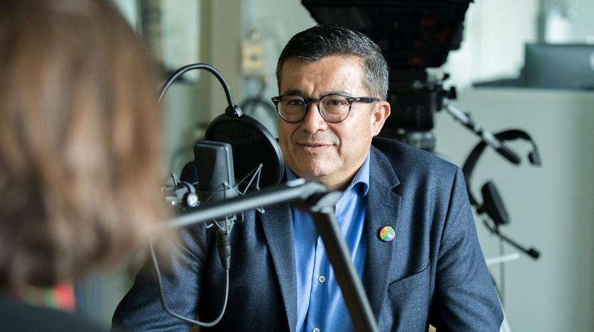 Felipe Camargo, UNHCR Regional Representative for Southern Europe, tells UNHCR Chief of Communications Melissa Fleming about the most challenging aspects of his humanitarian career for the podcast “Awake at Night.” © UNHCR/Susan Hopper
